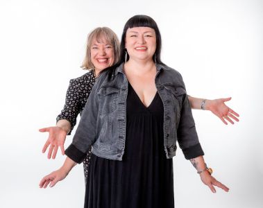 Brigitte Becker (Klavier), Barbara R. Grabowski (Gesang)